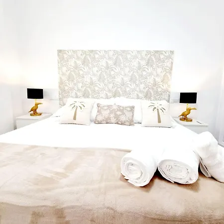 Modern And Cozy Just Steps From Locos * Torrevieja
