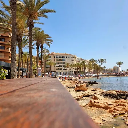 Modern And Cozy Just Steps From Locos * Torrevieja