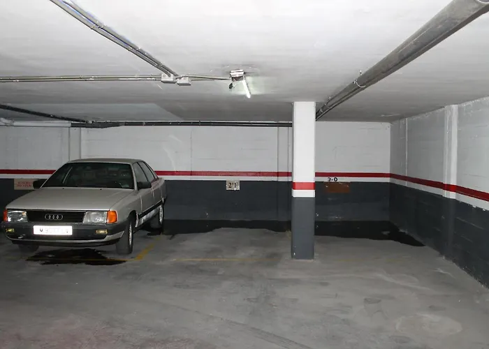 Modern And Cozy Just Steps From Locos *